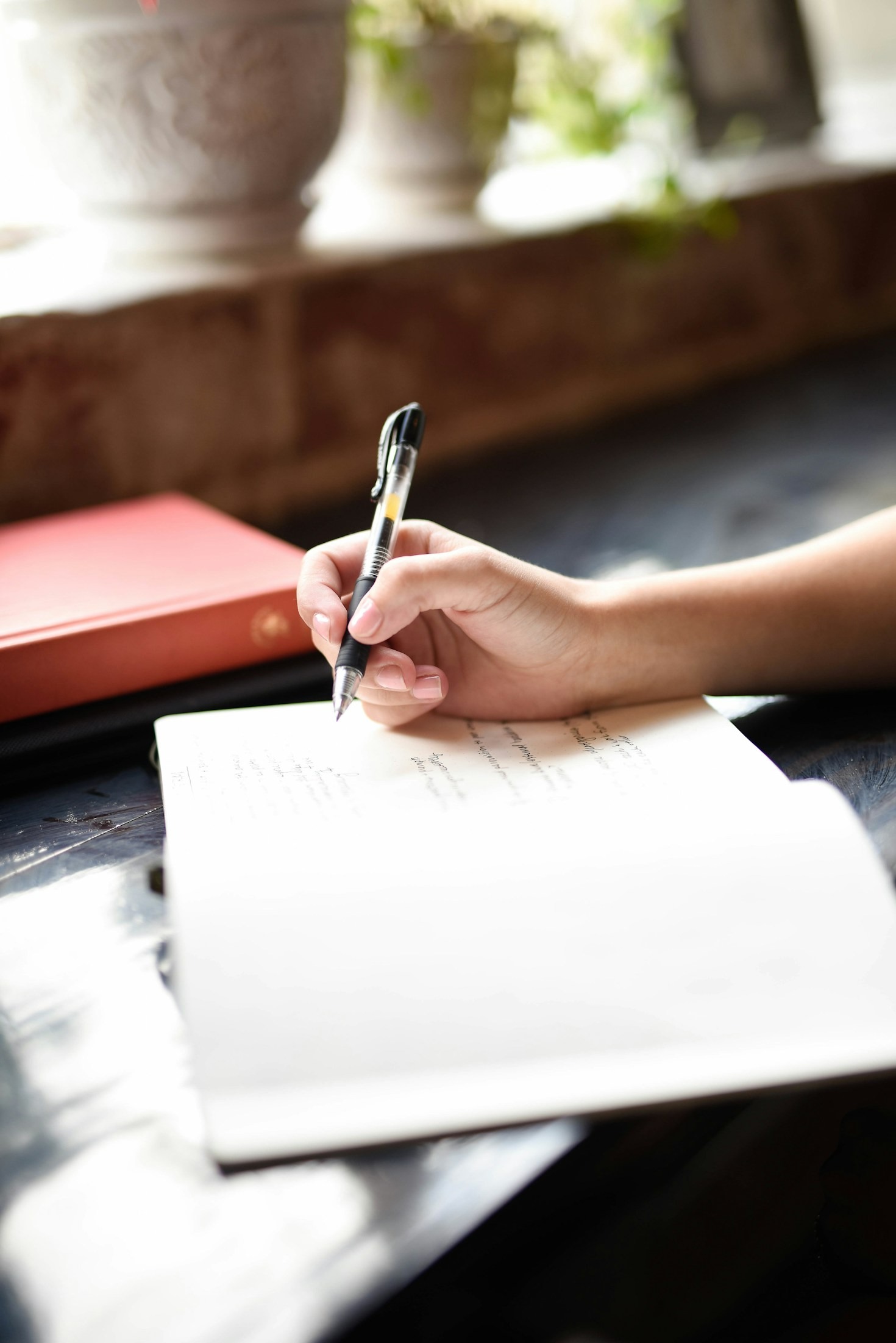 Top Tips for Choosing the Right Writing Assistance